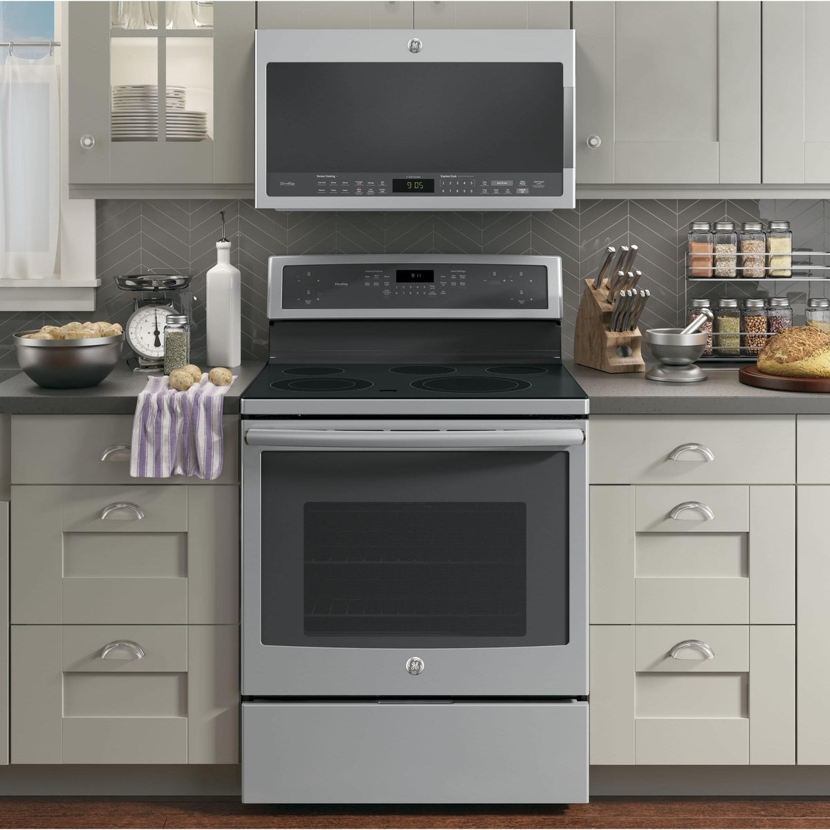  GE Profile 30-inch, 2.1 cu. ft. Over-the-Range Microwave Oven with Chef Connect PVM2188SJC IMAGE 6