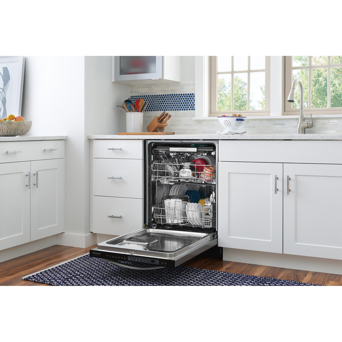  Frigidaire Gallery 24-inch  Built-In Dishwasher with EvenDry™ System FGID2479SF IMAGE 13