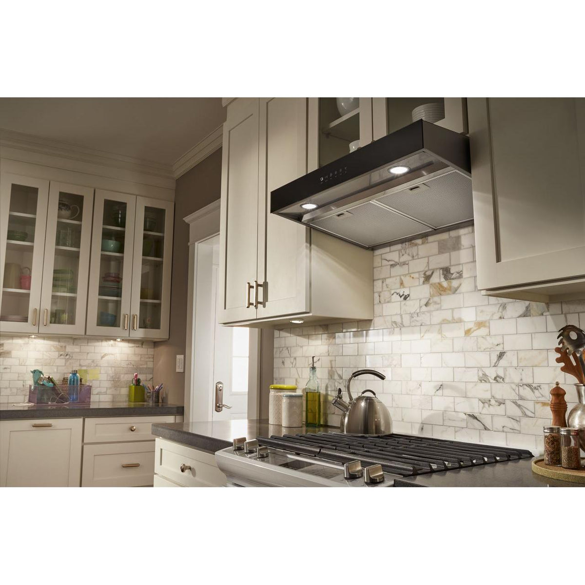  Whirlpool 30-inch Under-Cabinet Range Hood WVU57UC0FS IMAGE 6