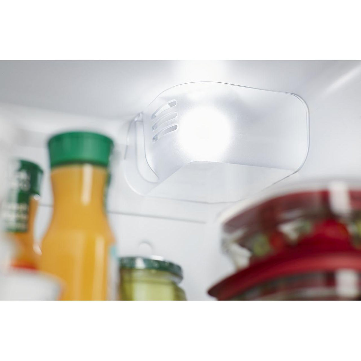  Whirlpool 36-inch, 25.1 cu. ft. Side-By-Side Refrigerator WRS315SNHB IMAGE 3