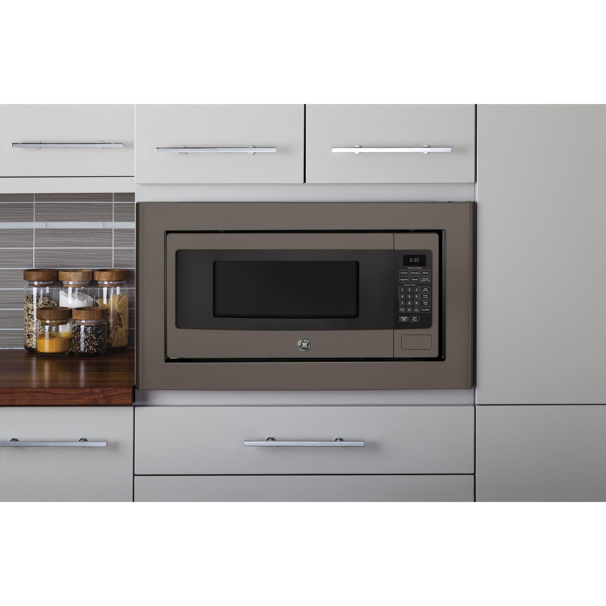  GE Profile 24-inch, 1.1 cu.ft. Countertop Microwave Oven with 10 Power Levels PEM10SLFC IMAGE 5