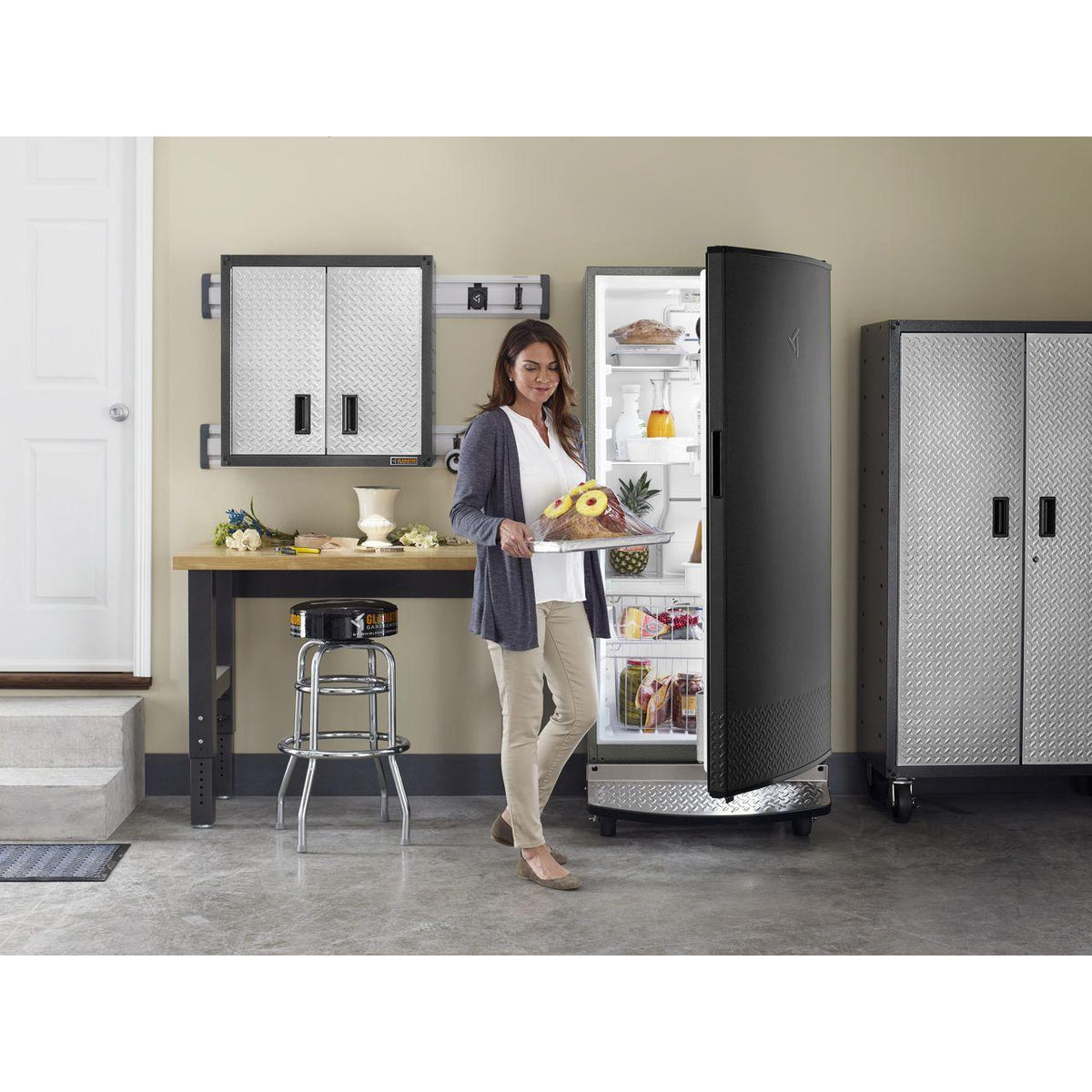  Gladiator Garageworks 31-inch, 17.8 cu. ft. All Refrigerator GARF30FDGB IMAGE 11