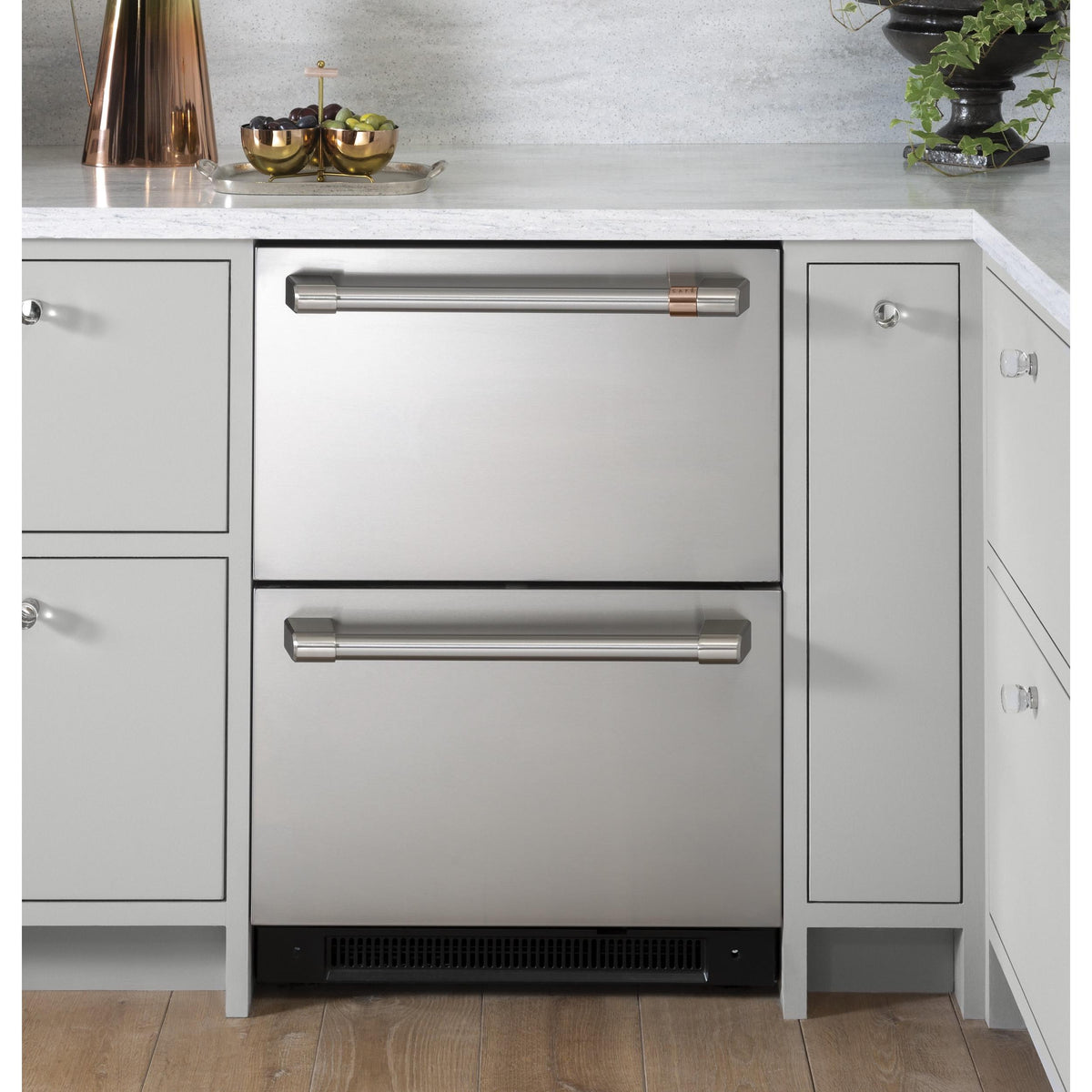  Café 24-inch 5.7 cu. ft. Dual-Drawer Refrigerator CDE06RP2NS1 IMAGE 8