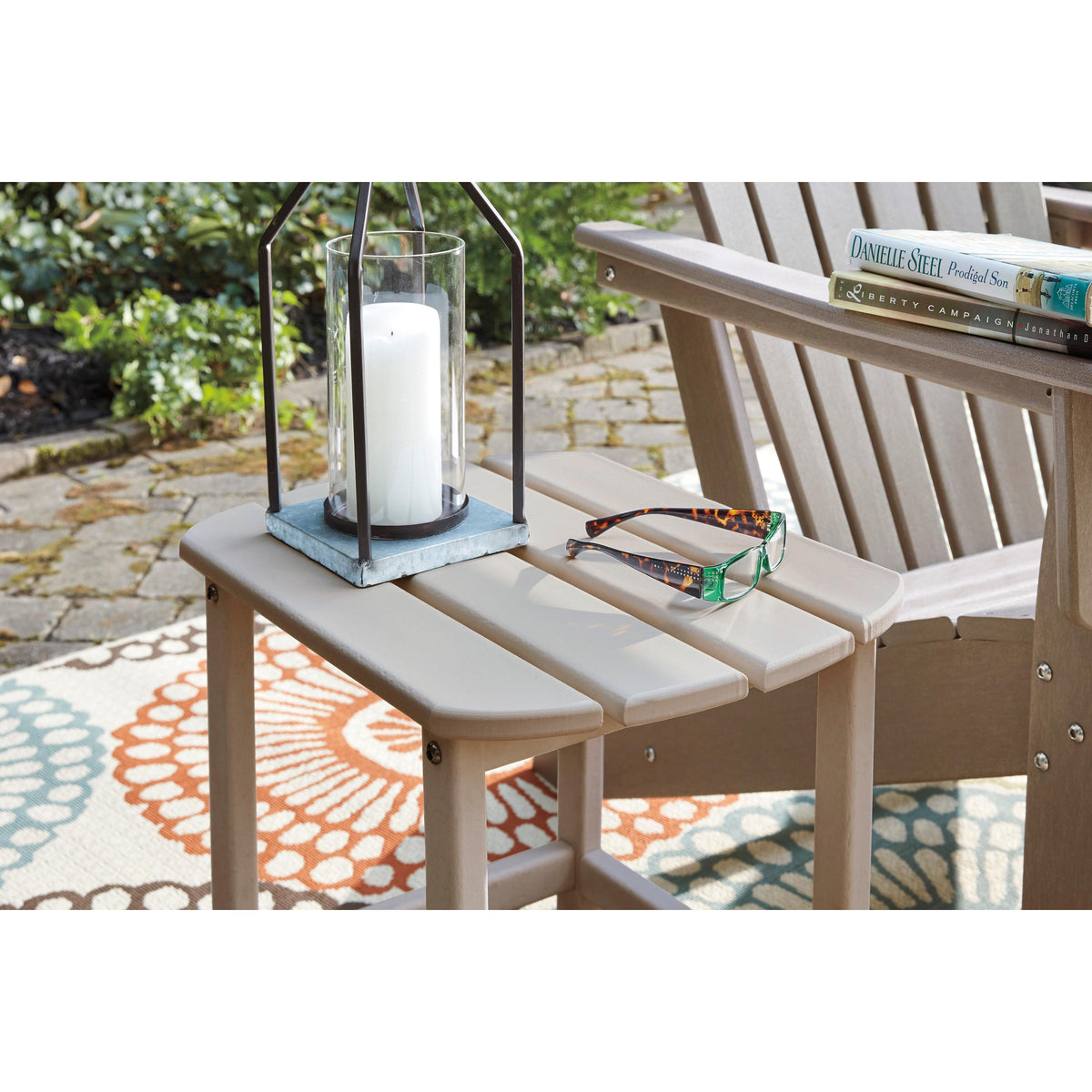  Signature Design by Ashley Sundown Treasure P014-703 Rectangular End Table IMAGE 5