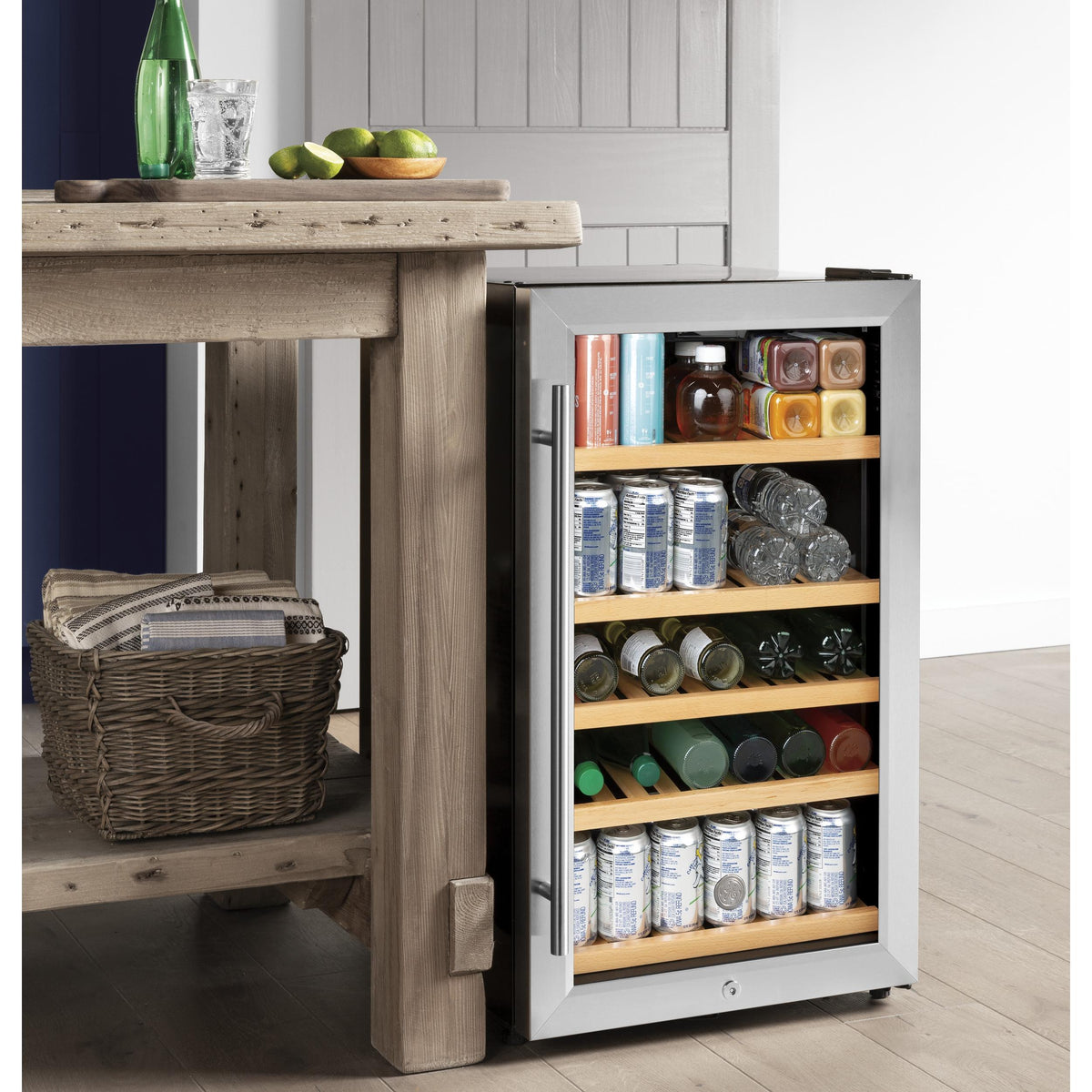  GE 4.1 cu.ft. Freestanding Beverage Center GVS04BQNSS IMAGE 12