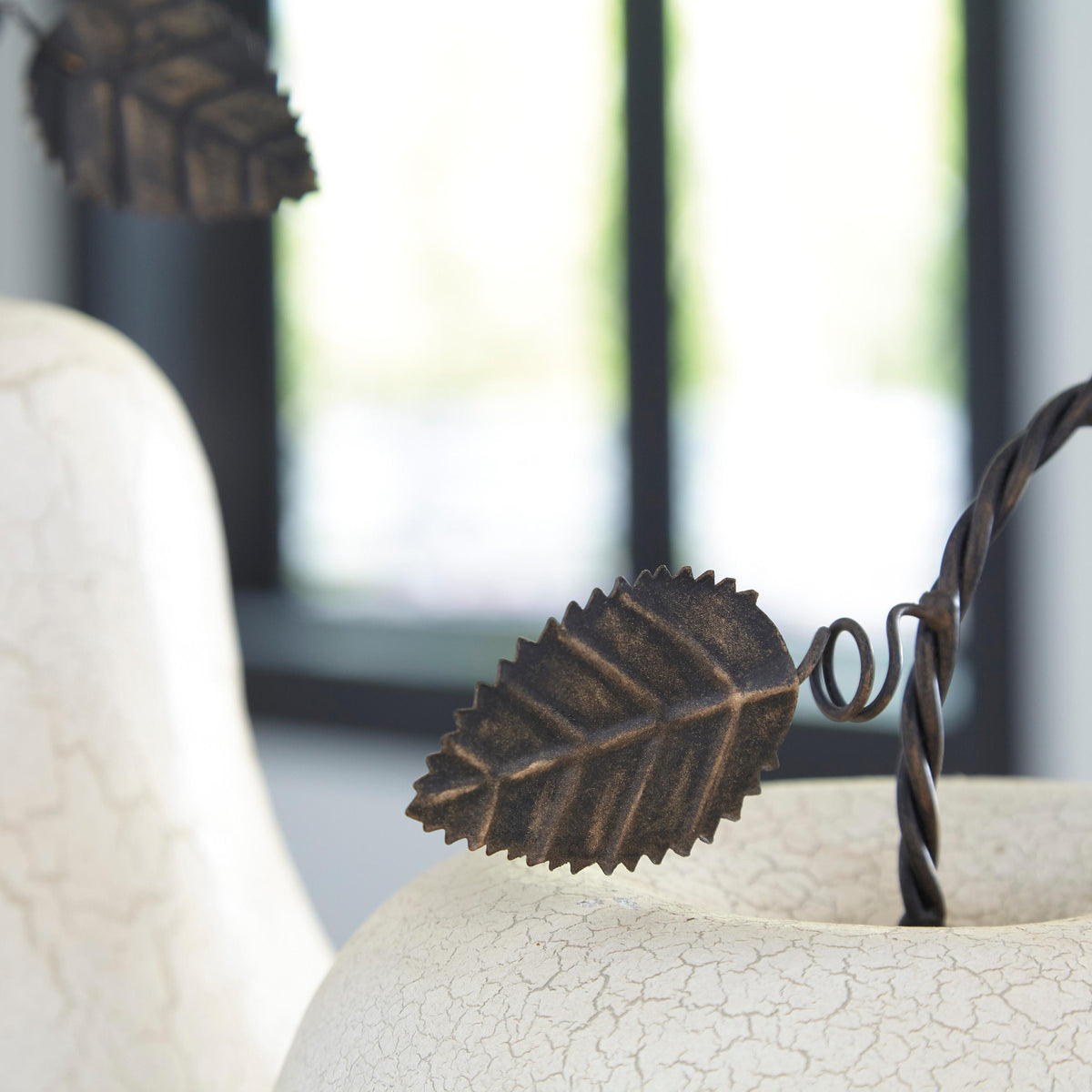  Signature Design by Ashley Bidelia A2000381 Sculpture Set IMAGE 2