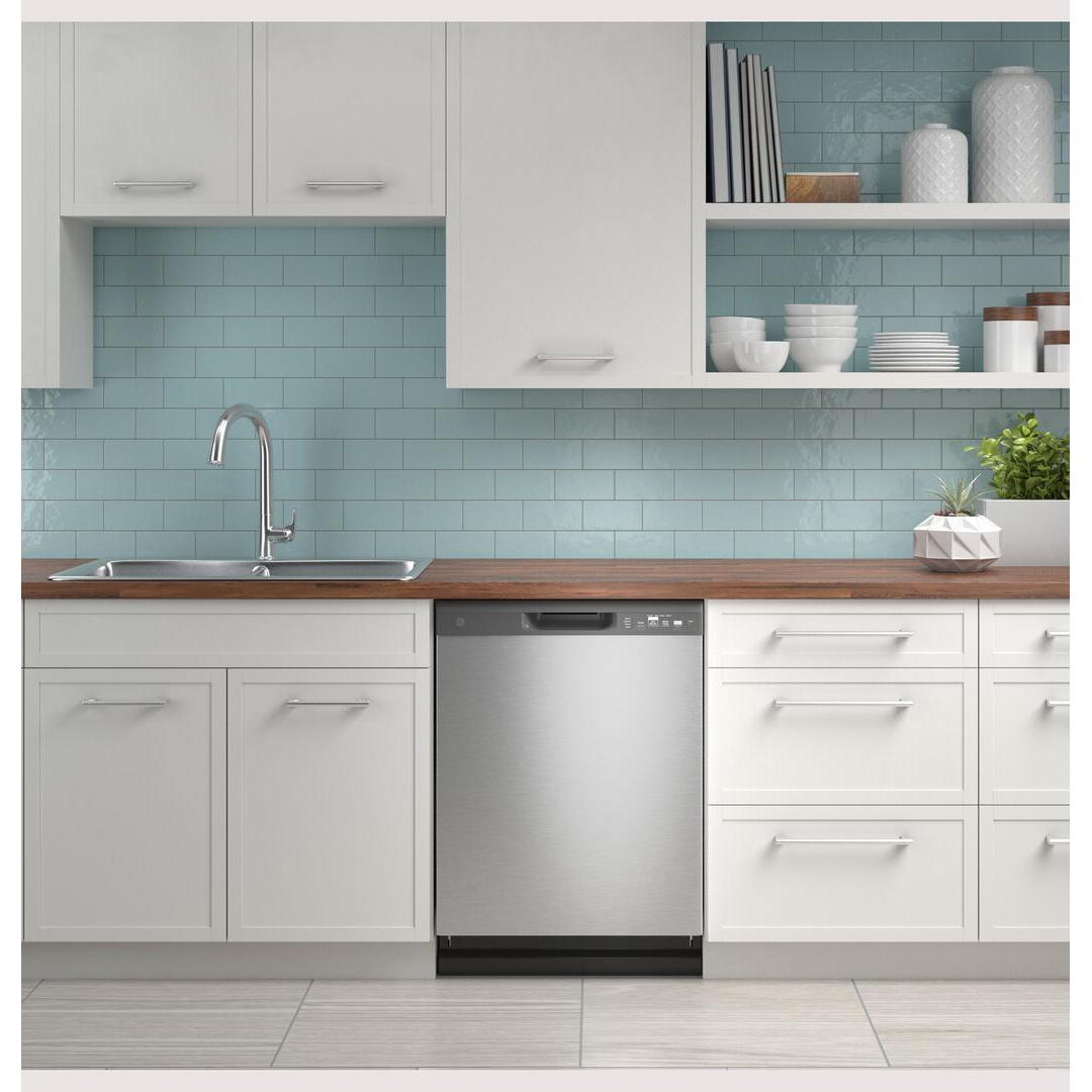  GE Built-In Dishwasher with Front Controls GDF510PSRSS IMAGE 5