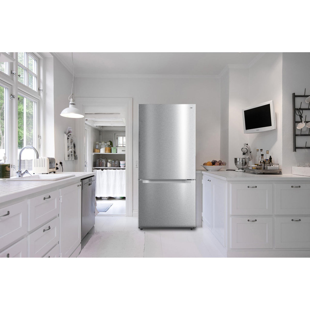  Midea 30-inch, 18.7 cu. ft. Bottom Freezer Refrigerator MRB19B7AST IMAGE 7