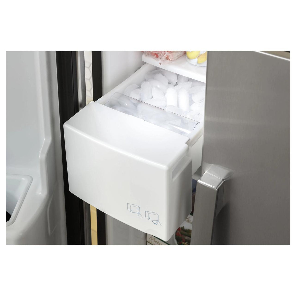 GE 33-inch, 23 cu. ft. Side-By-Side Refrigerator with Water and Ice Dispensing System GSS23GYPFS IMAGE 17