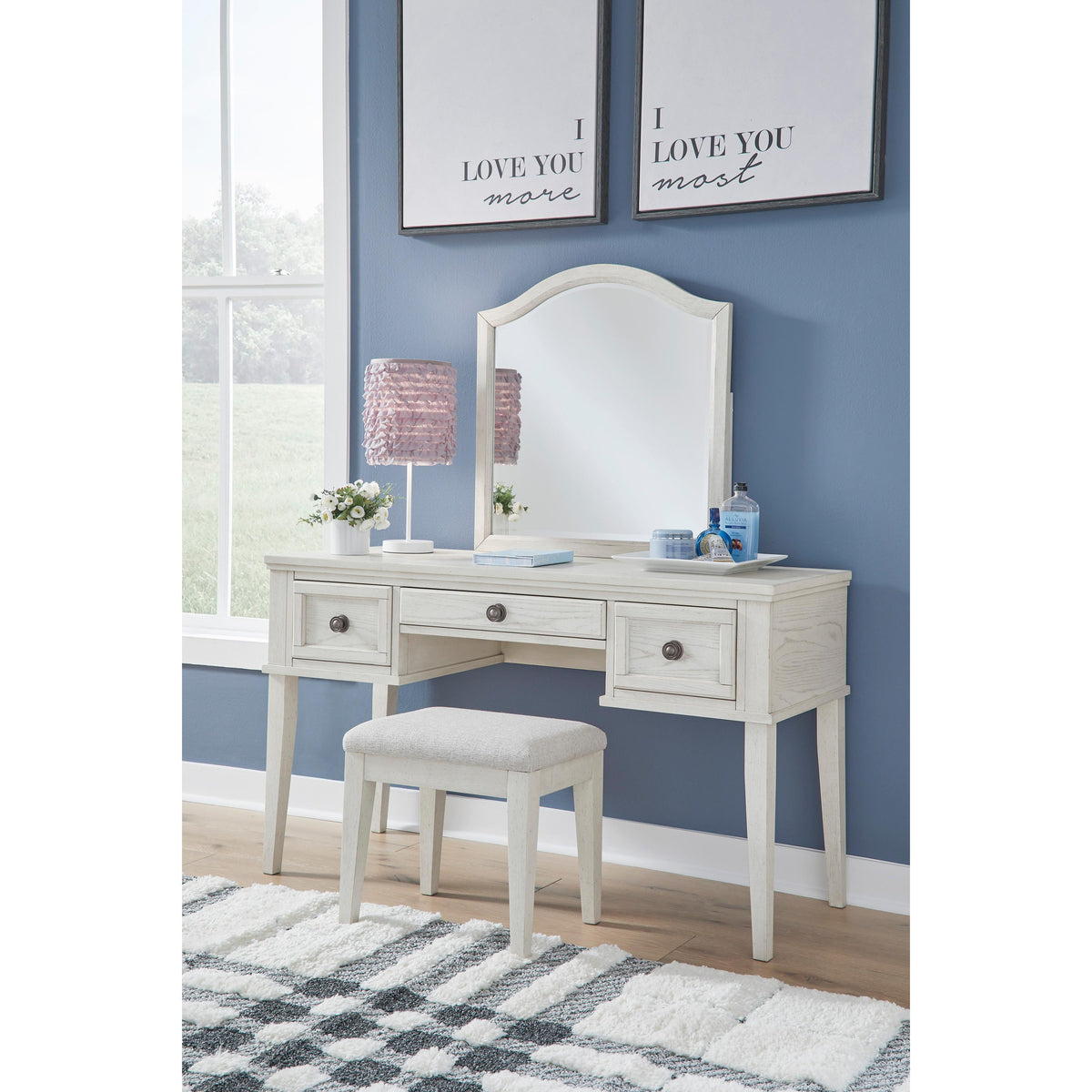 Signature Design by Ashley Robbinsdale B742-22 Vanity/Upholstered Stool IMAGE 2
