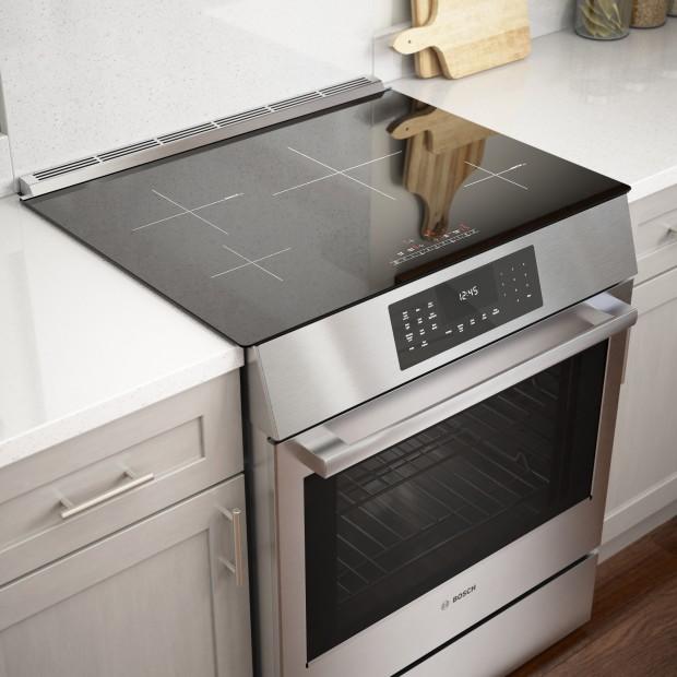  Bosch 30-inch Slide-in Induction Range with Genuine European Convection HII8057C IMAGE 12