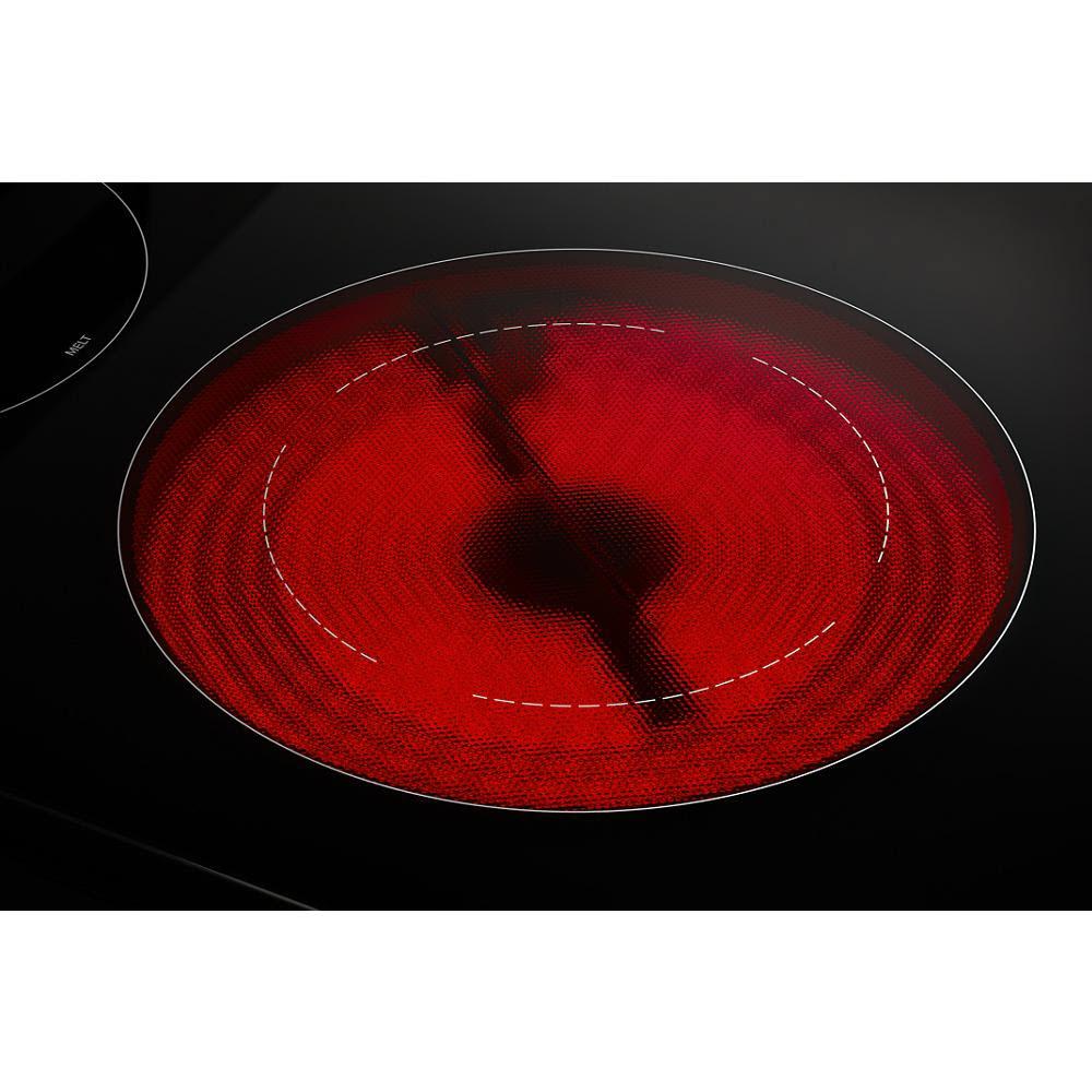  Amana 30-inch Freestanding Electric Range YAER6603SMS IMAGE 6