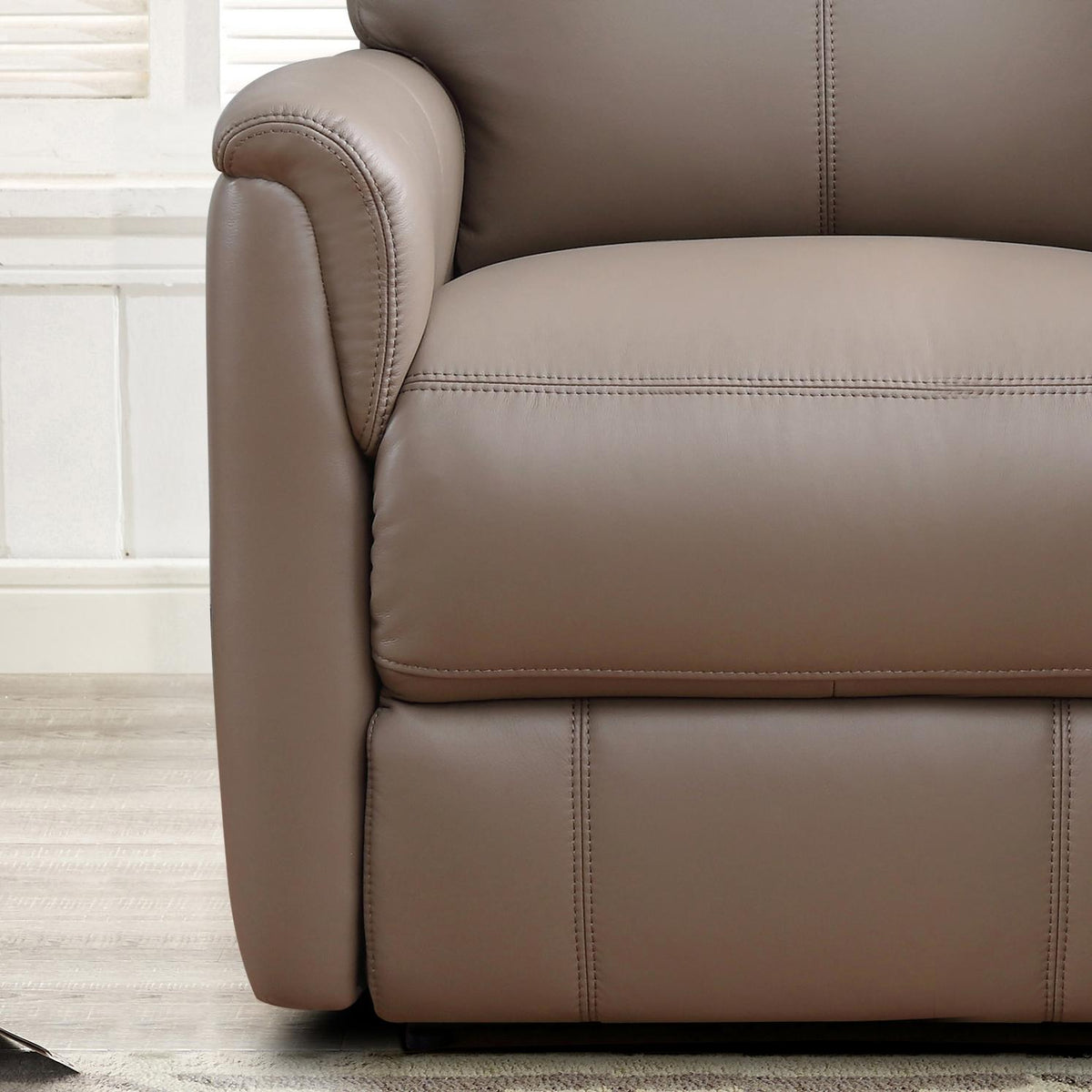  Amax Leather Columbia 6915W-10P2-2518 Wide Power Recliner with Headrest - Taupe IMAGE 9