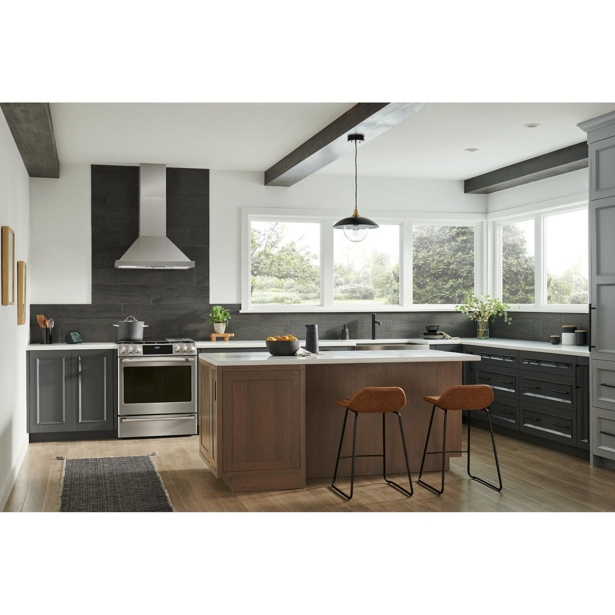  Best 30-inch WCP1 Series Wall Chimney Hood WCP1306SS IMAGE 2