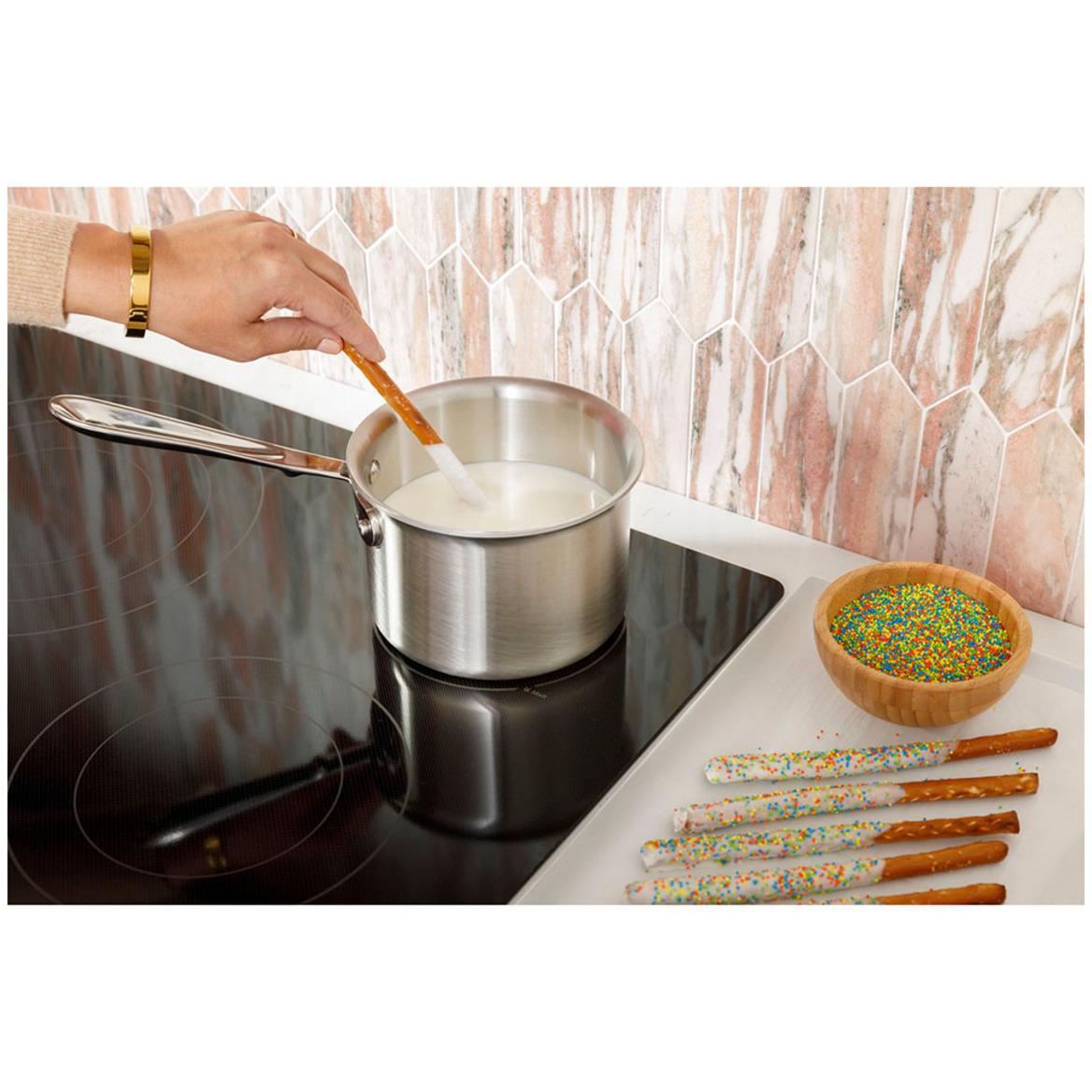  GE 30-inch Built-in Electric Cooktop JEP5030STSS IMAGE 4