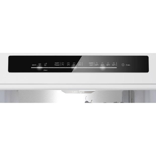  Bosch 24-inch, 14.09 cu. ft. Freestanding Bottom Freezer Refrigerator B24CB80ESS IMAGE 4