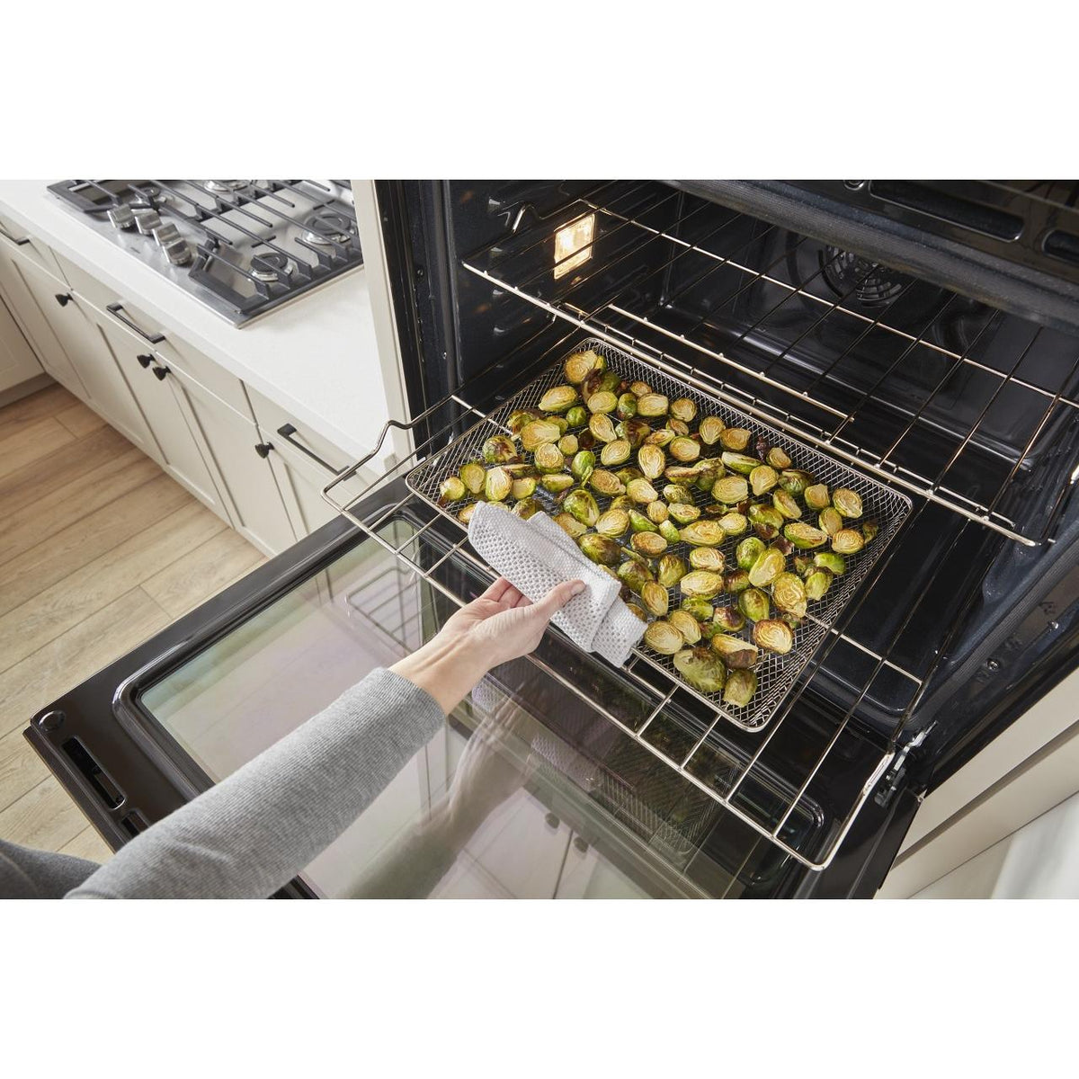  Whirlpool 30-inch Built-in Double Wall Oven WOED5030LZ IMAGE 8