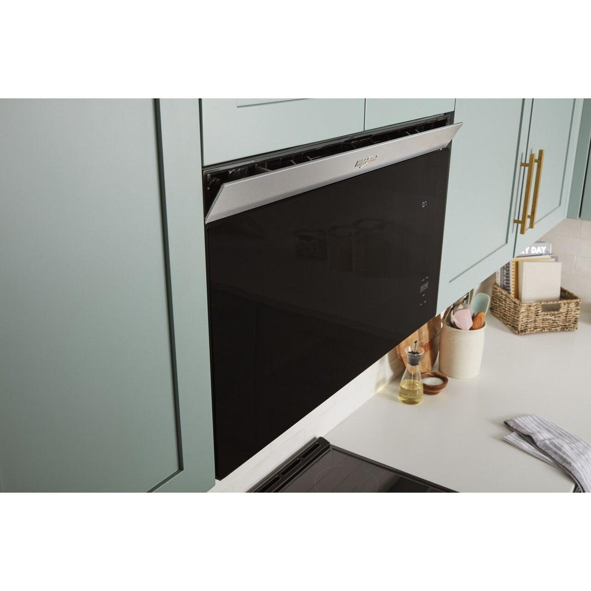  Whirlpool 30-inch, 1.1 cu. ft. Over-the-Range Microwave Oven YWMMF5930PV IMAGE 11