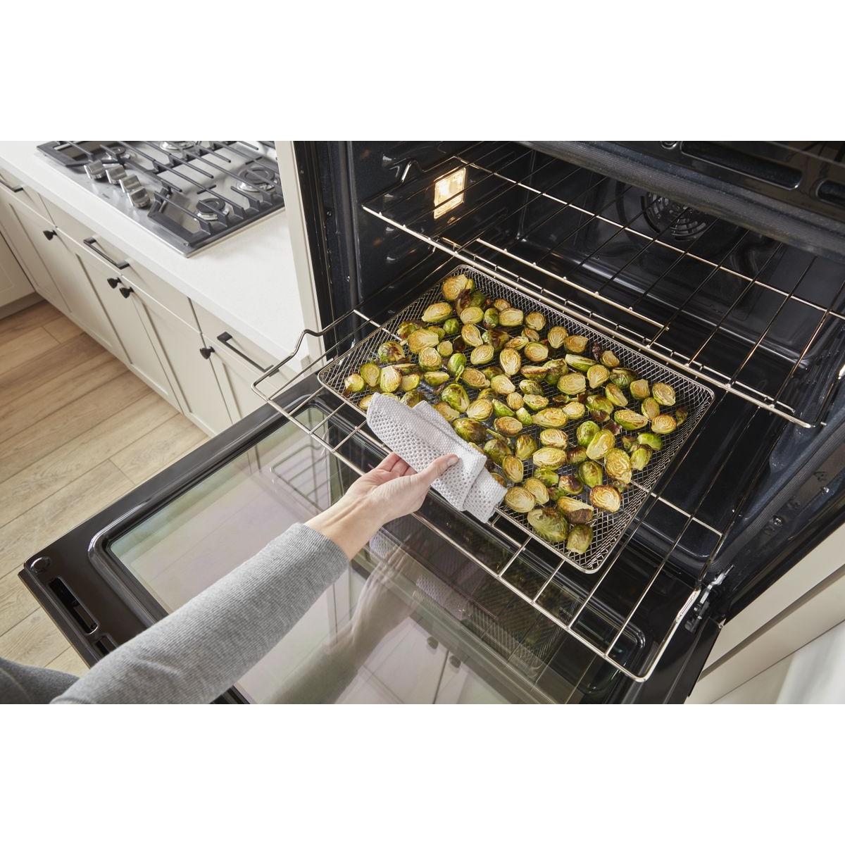 Whirlpool 27-inch 4.3 cu. ft. Single Wall Oven with Air Fry WOES7027PZ IMAGE 9