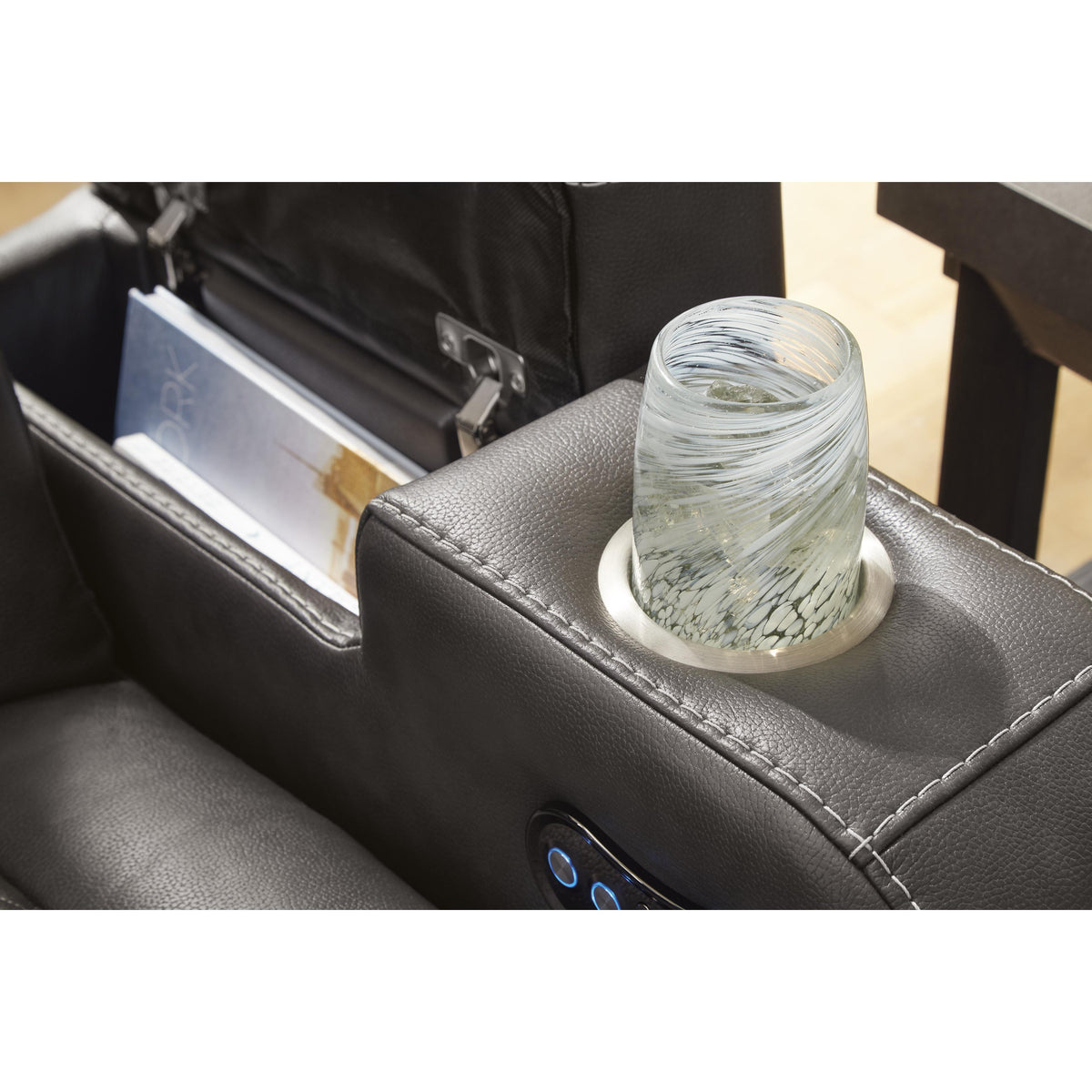  Signature Design by Ashley Fyne-Dyme 3660213 Power Recliner with Adjustable Headrest IMAGE 8
