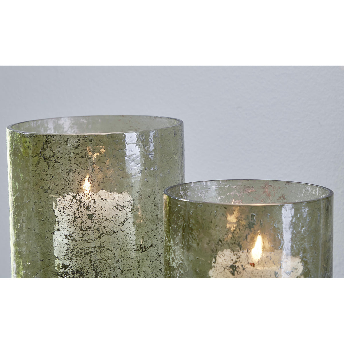  Signature Design by Ashley Clarkton A2000623 Candle Holder Set IMAGE 4