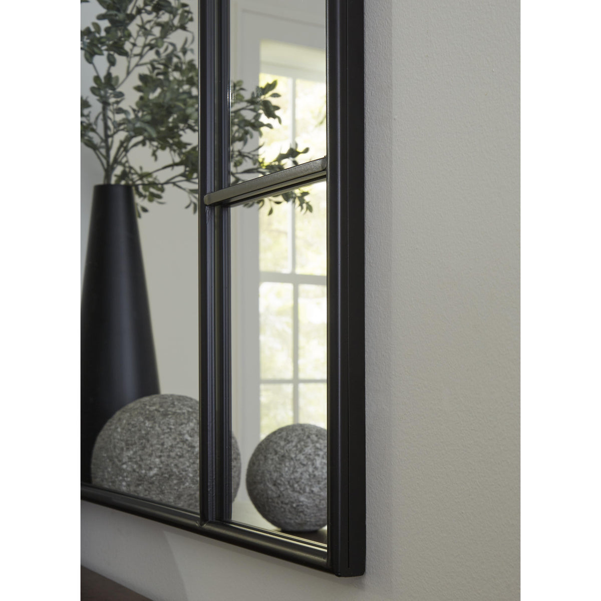  Signature Design by Ashley Evengton A8010319 Accent Mirror IMAGE 5