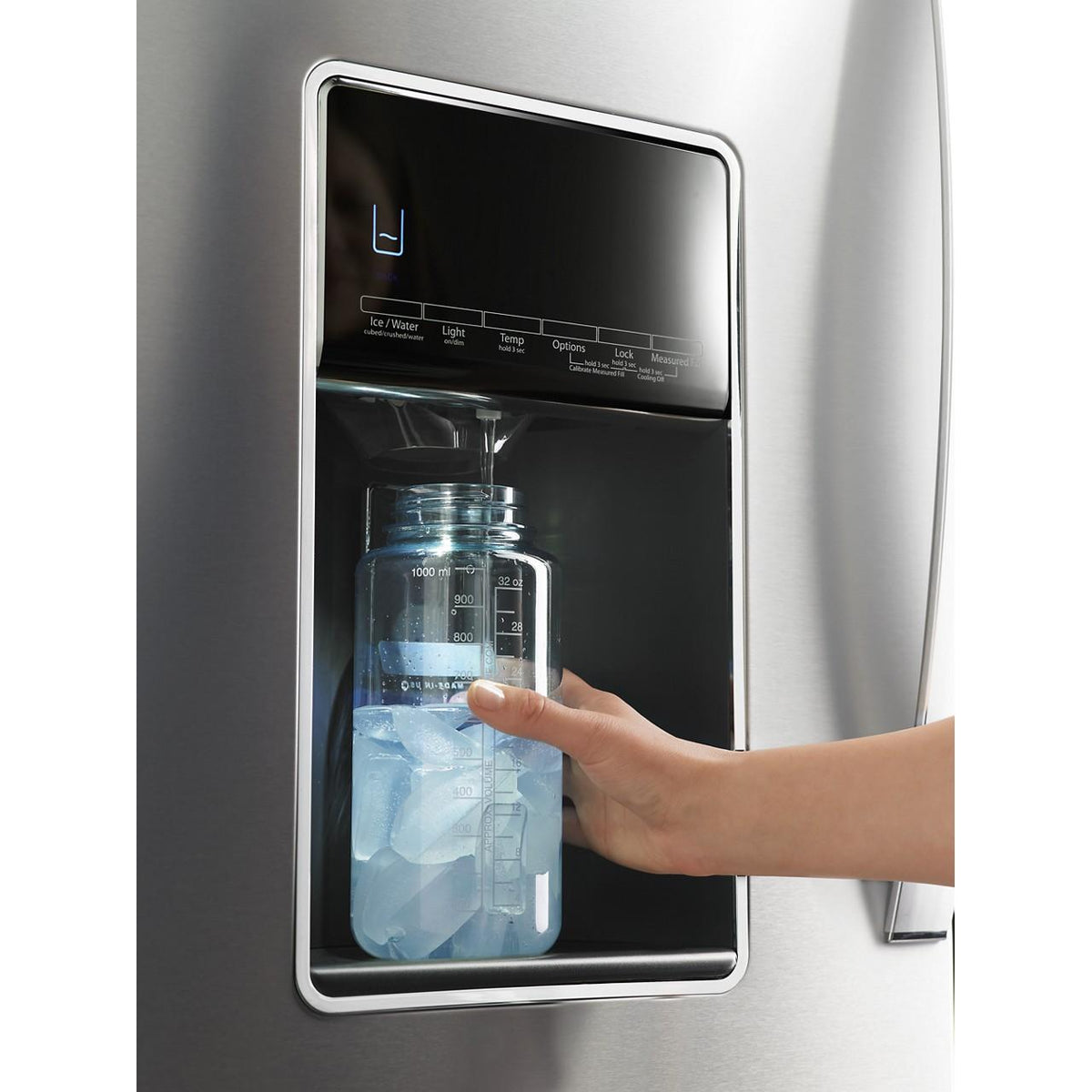  Whirlpool 36-inch, 26.2 cu. ft. French 4-Door Refrigerator with External Water and Ice Dispensing System WRMF7736PZ IMAGE 5