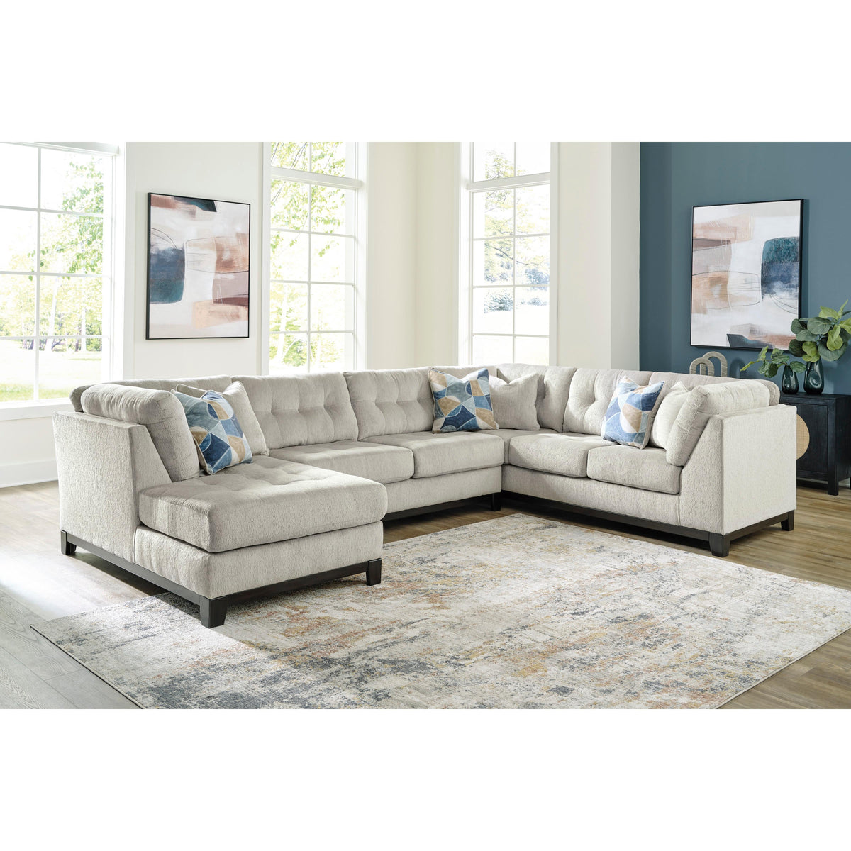  Benchcraft Maxon Place 33004S1 3 pc Sectional with Chaise IMAGE 3
