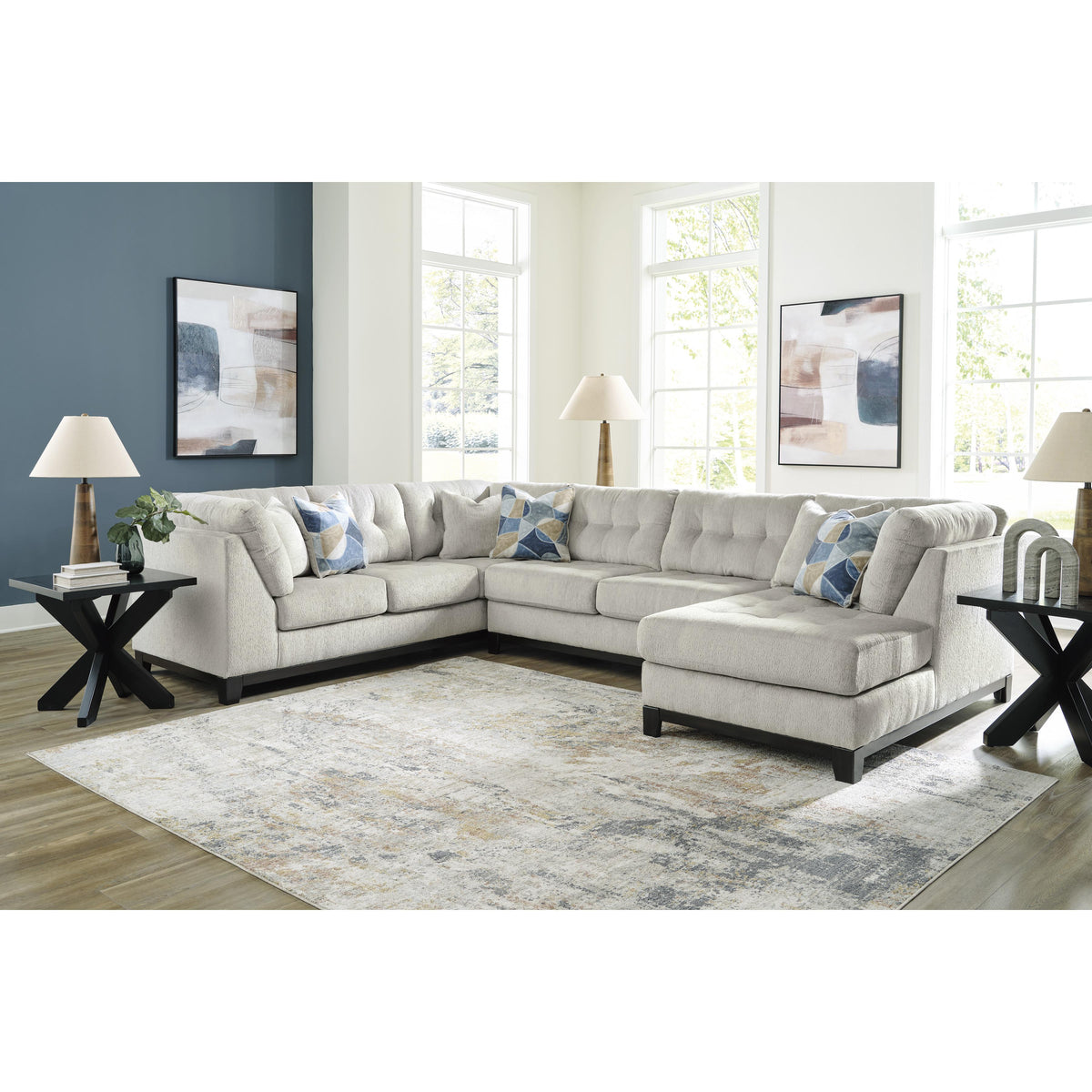  Benchcraft Maxon Place 33004S2 3 pc Sectional with Chaise IMAGE 5