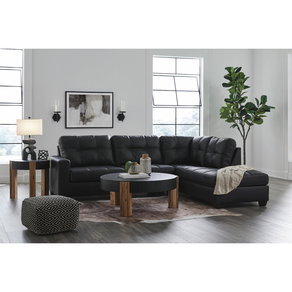  Benchcraft Barlin Mills 17004S2 2 pc Sectional with Chaise IMAGE 3