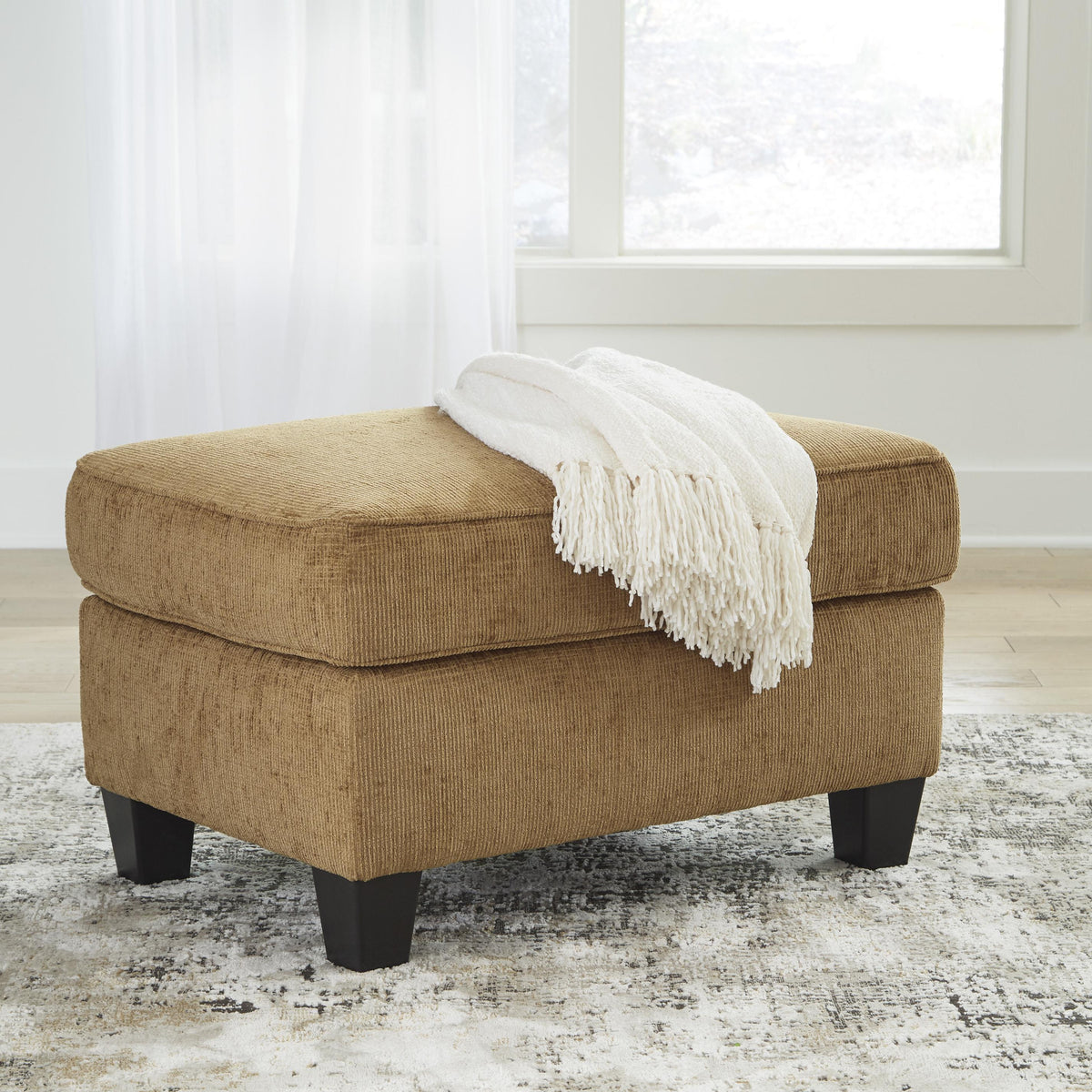 Benchcraft Erinslane 2520714 Ottoman IMAGE 5