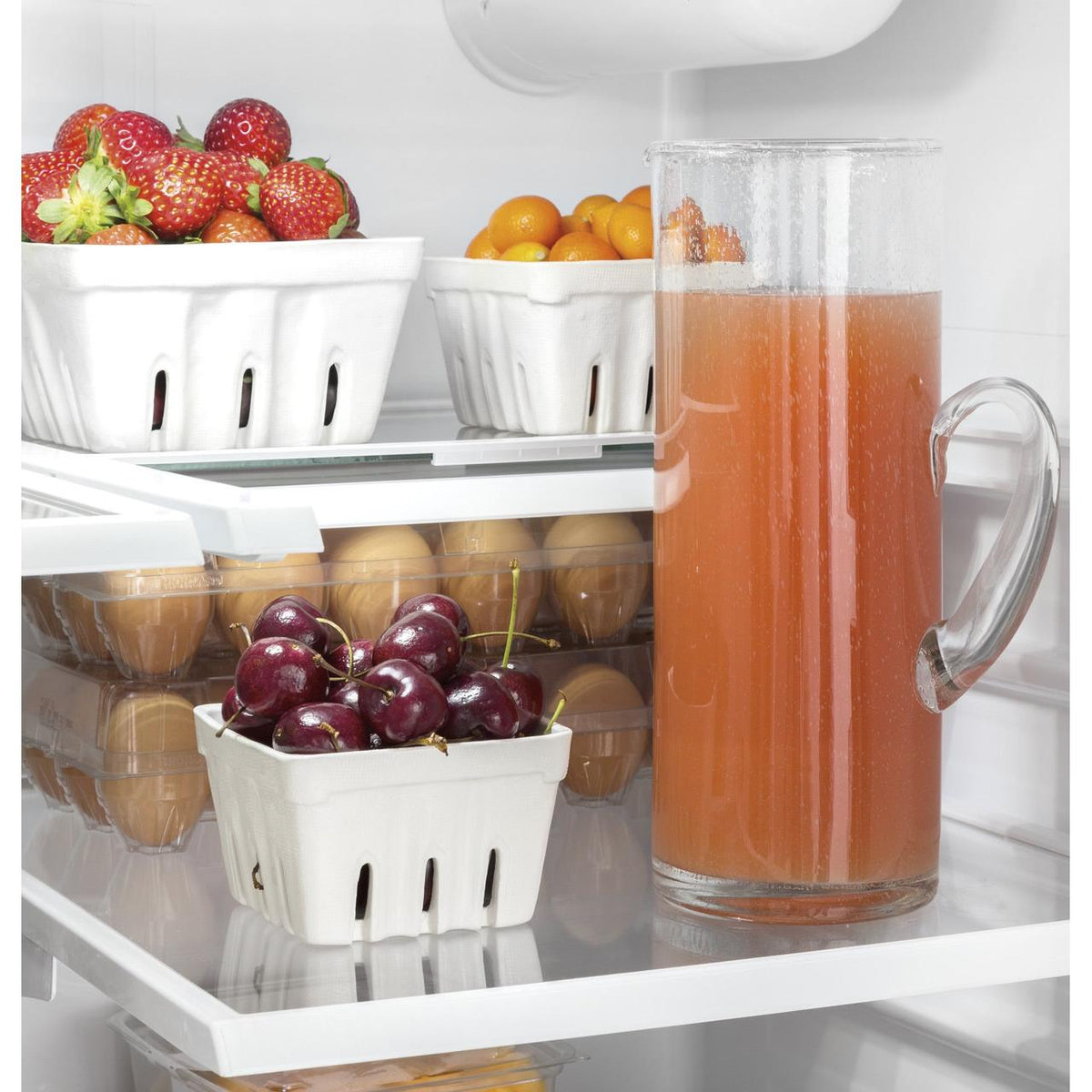  GE 36-inch, 21.9 cu.ft. Counter-Depth French 3-Door Refrigerator with Interior Ice Maker GWE22JYMFS IMAGE 8