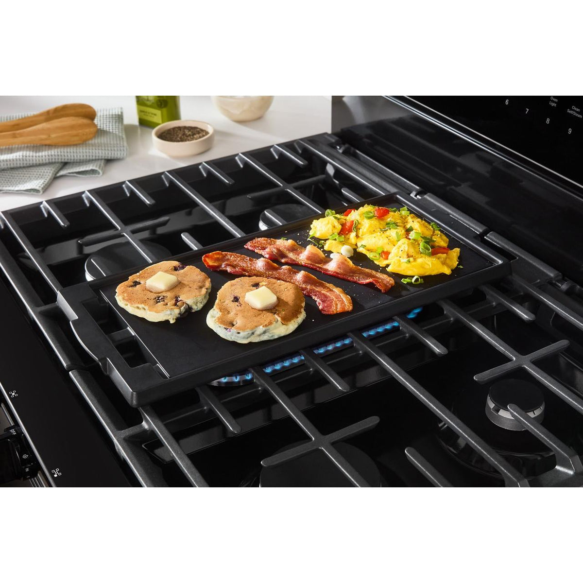  Whirlpool 30-inch Freestanding Gas Range with Air Fry Technology WFGS7530RV IMAGE 13