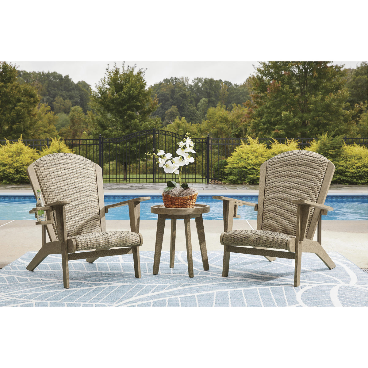 Signature Design by Ashley Marina Sun PCP204-706 Round End Table IMAGE 5