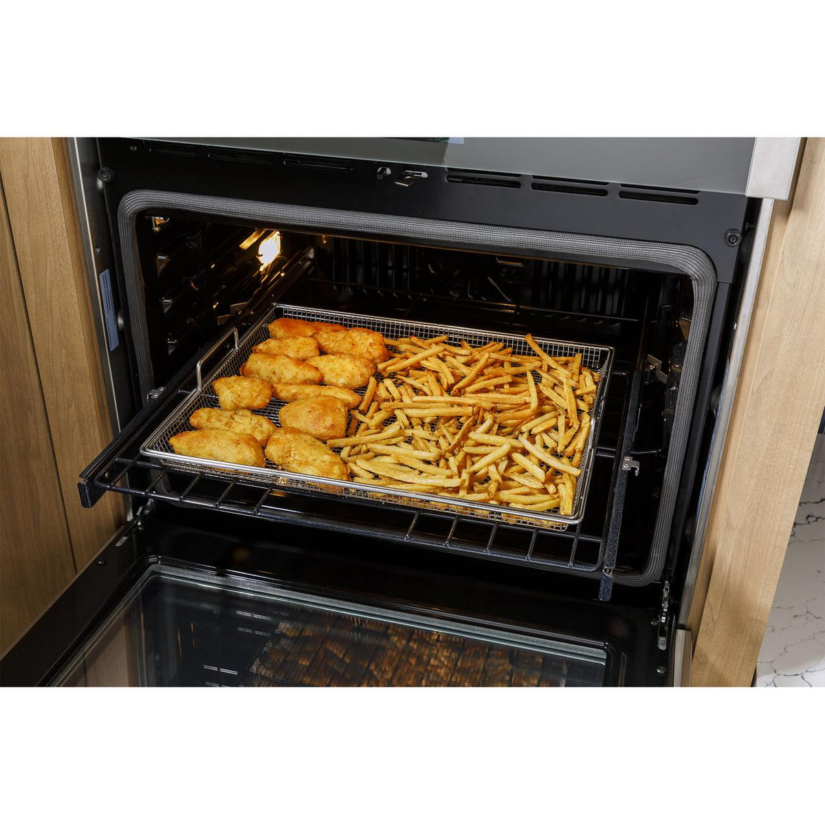  GE Air Fry Basket JXAFTRAY1VSS IMAGE 2