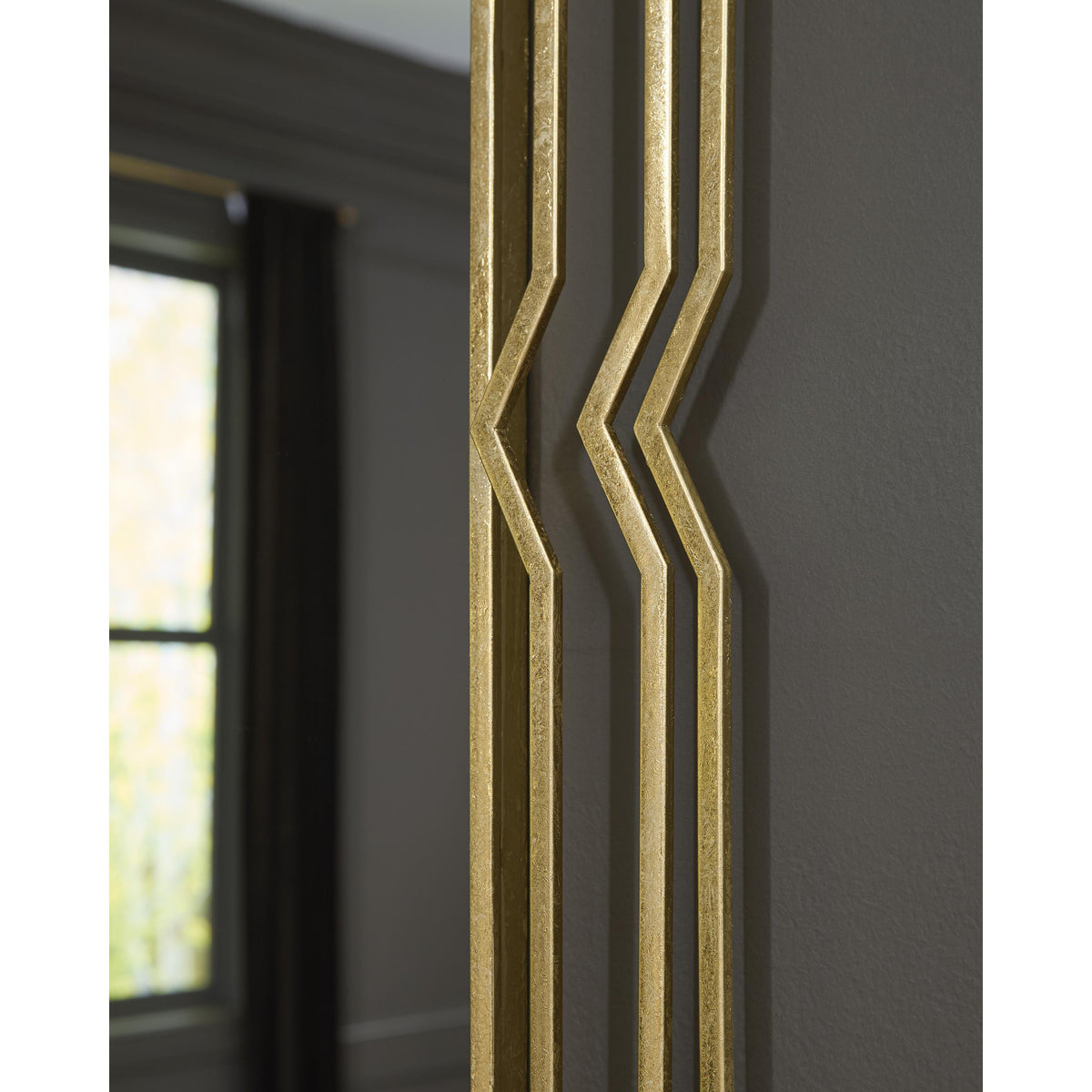 Signature Design by Ashley Claybrook A8010349 Accent Mirror IMAGE 6