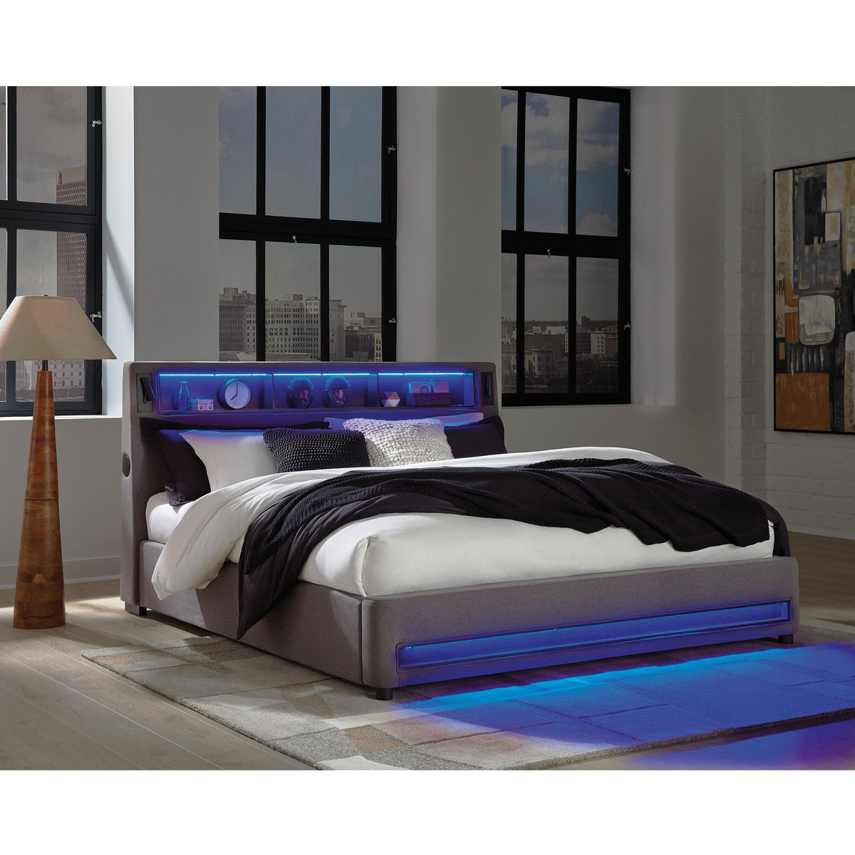  Signature Design by Ashley Verishaw PCB2721B21 King Upholstered Bed IMAGE 8