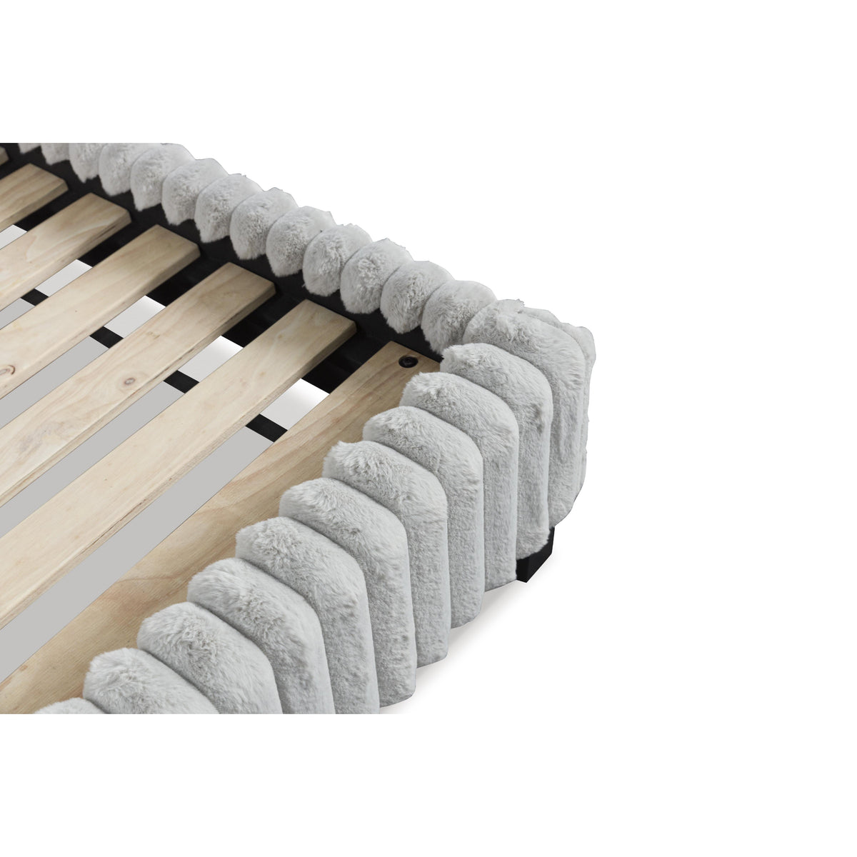  Signature Design by Ashley Zuraleus PCB3381B13 King Upholstered Bed IMAGE 8