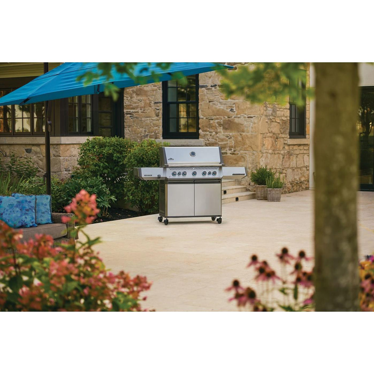  Napoleon Prestige® 665 RSIB with Infrared Side and Rear Burner - Natural Gas P665VRSIBNSS IMAGE 4