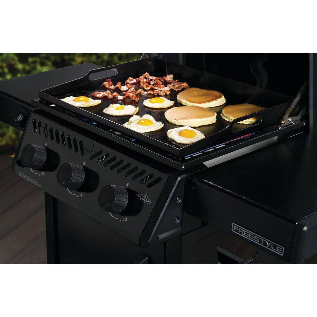  Napoleon Freestyle™ 24-inch Pre-seasoned Non-Stick Griddle - Liquid Propane F24DFTPK IMAGE 9