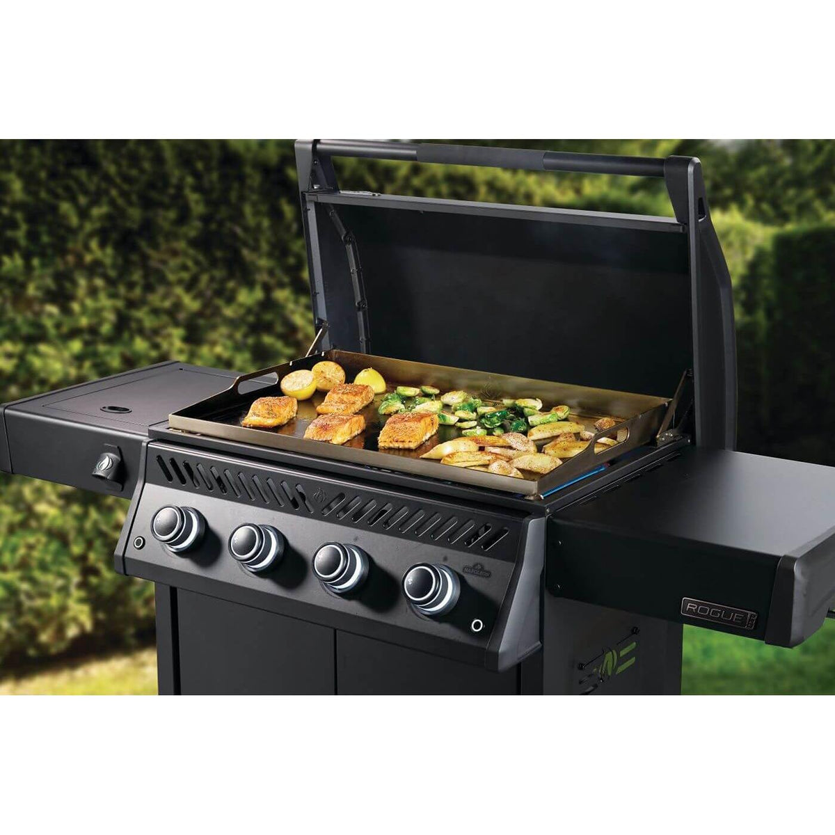  Napoleon Rogue® PRO Phantom 30-inch Griddle - Liquid Propane RP30FTPK-PHM IMAGE 3