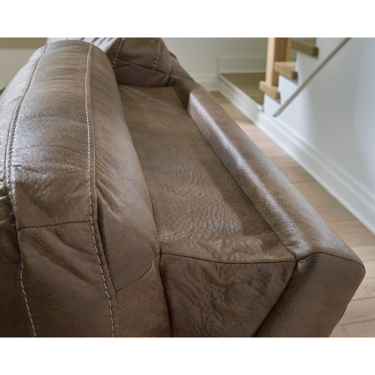  Signature Design by Ashley Beckley Place PC9180247 2 Seat Power Reclining Sofa with Adjustable Headrest IMAGE 7