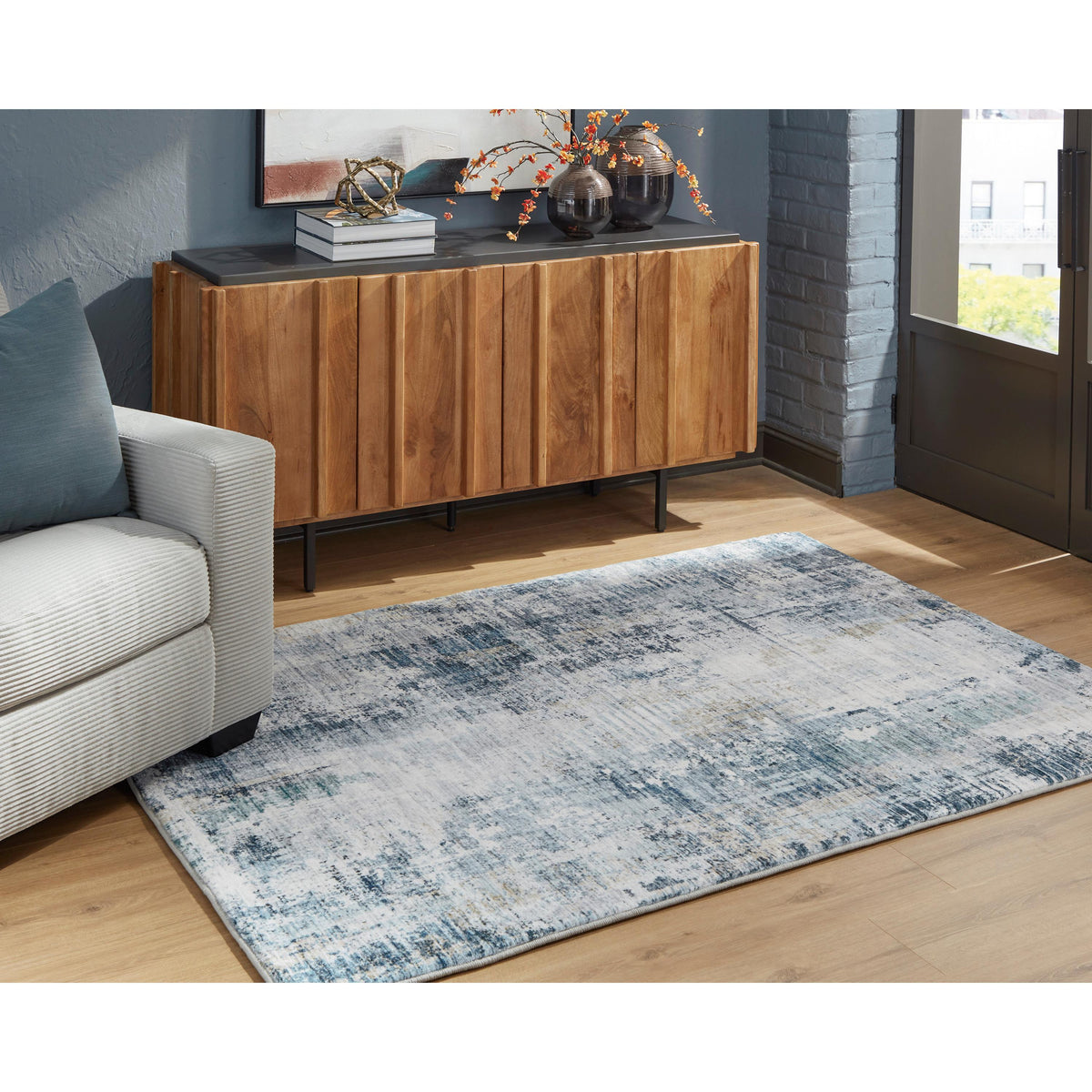  Signature Design by Ashley Arlenmont R407482 Memory Foam Medium Rug IMAGE 2