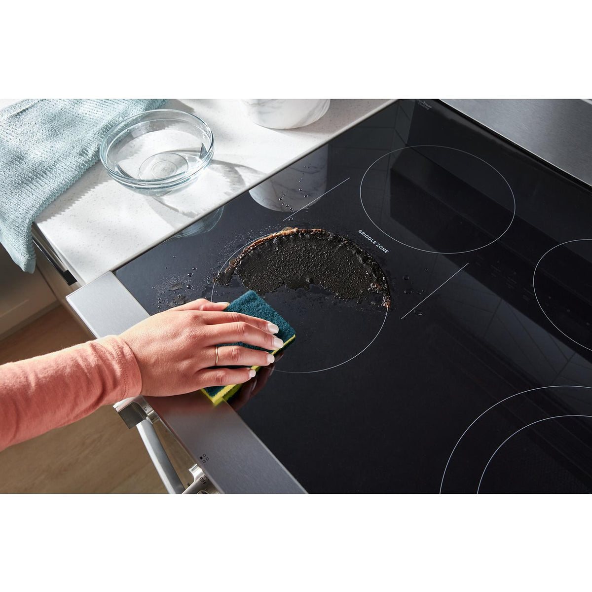  Whirlpool 30-inch Freestanding Electric Range with Air Cooking Technology YWFES7030SZ IMAGE 16