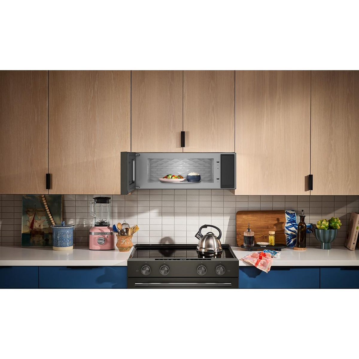  KitchenAid 30-inch, 1.1 cu. ft. Over-the-Range Microwave Oven YKMML550RJP IMAGE 10