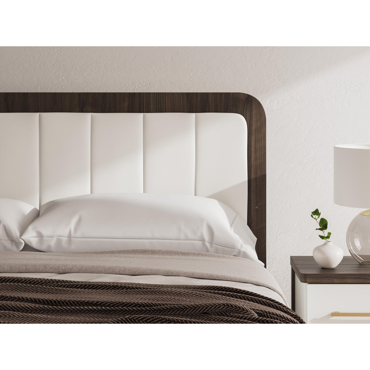  Signature Design by Ashley Kendanport PCB1108B8 King Upholstered Bed IMAGE 8