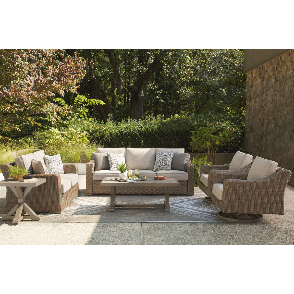  Signature Design by Ashley Laguna Heights PCP790-701 Rectangular Cocktail Table IMAGE 7
