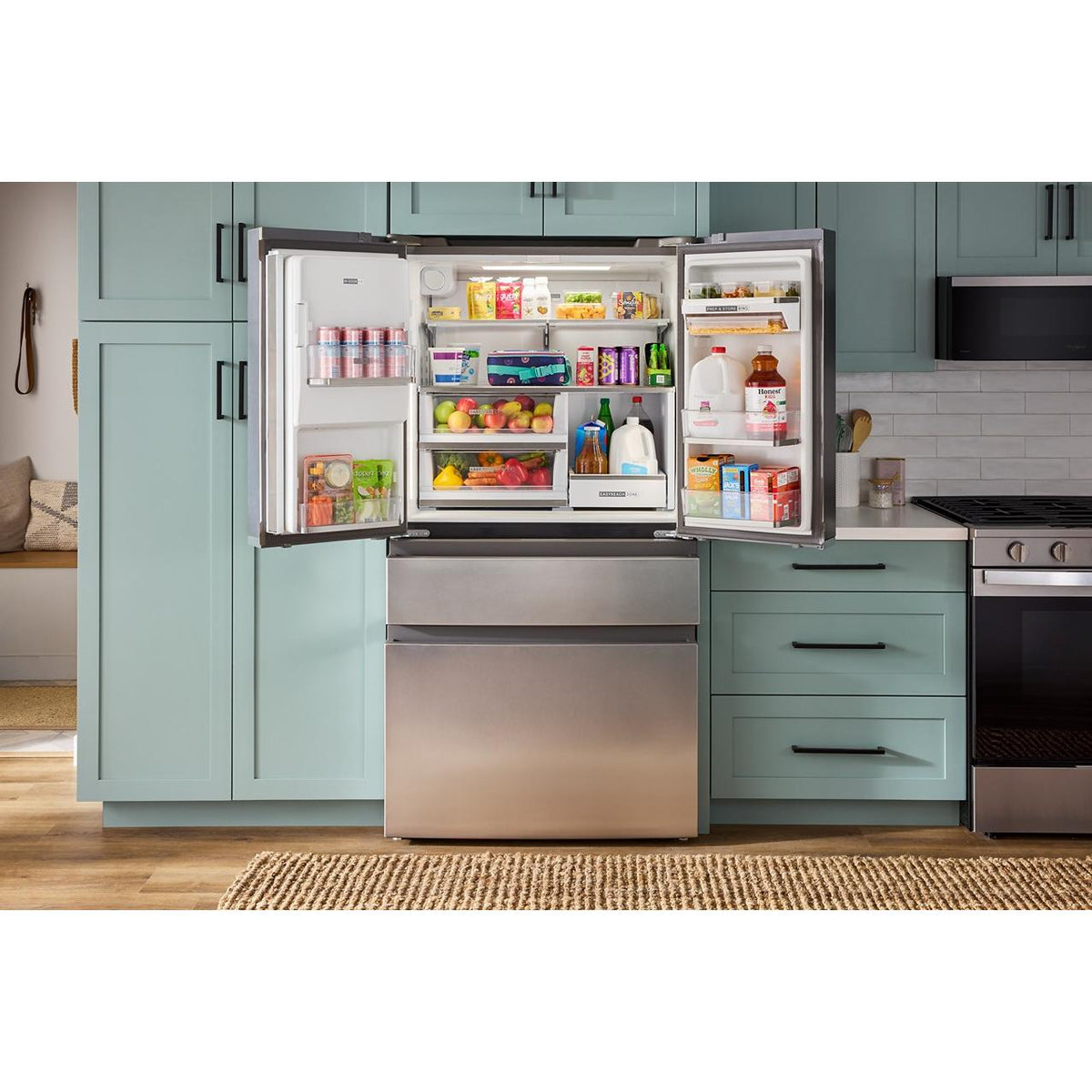  Whirlpool 36-inch French 4-Door Refrigerator with Water and Ice Dispensing System WRMC7036RZ IMAGE 6