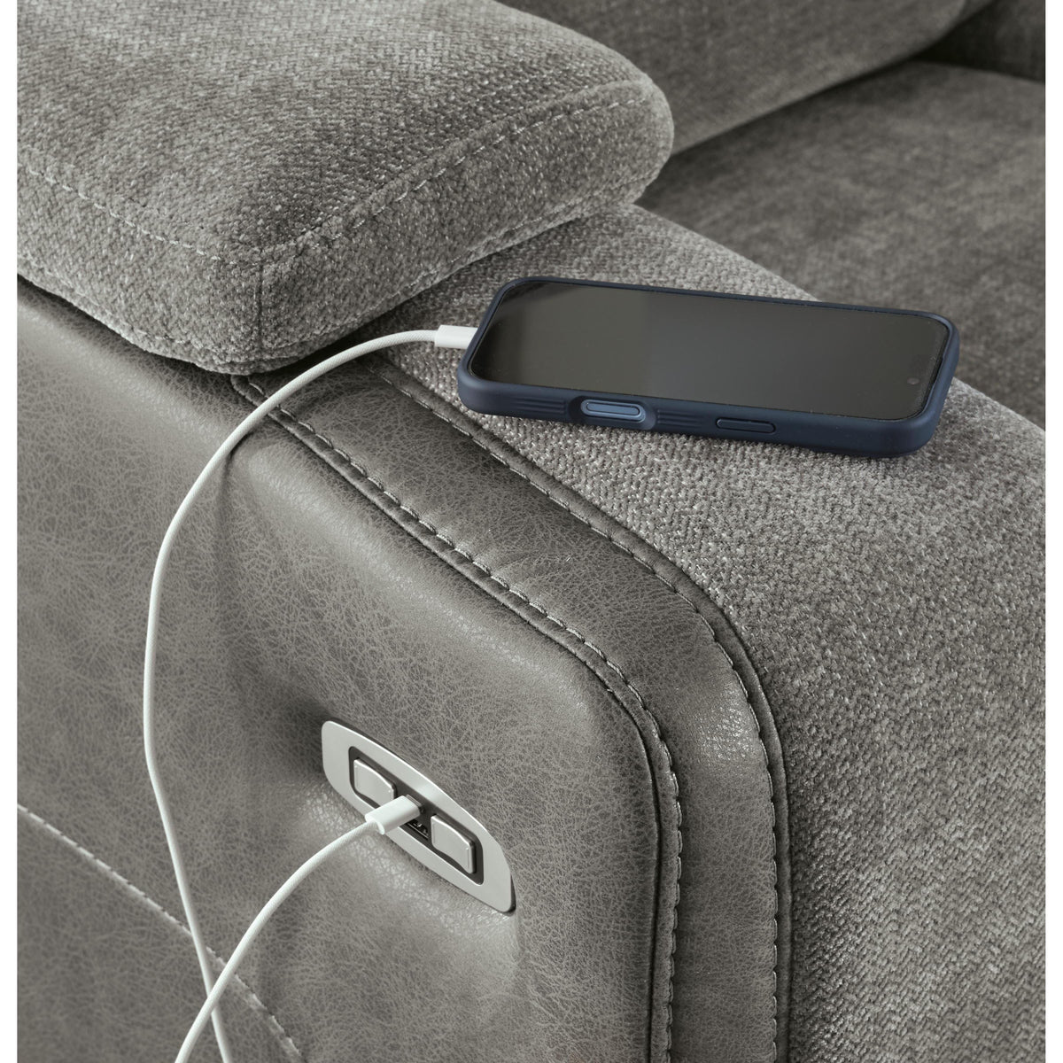  Signature Design by Ashley Mixed Motion PC8350518 Power Reclining Loveseat with Console  & Adjutasble Headrest IMAGE 8