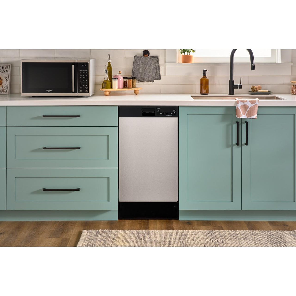  Whirlpool Built-in Dishwasher WDFS5118SS IMAGE 7